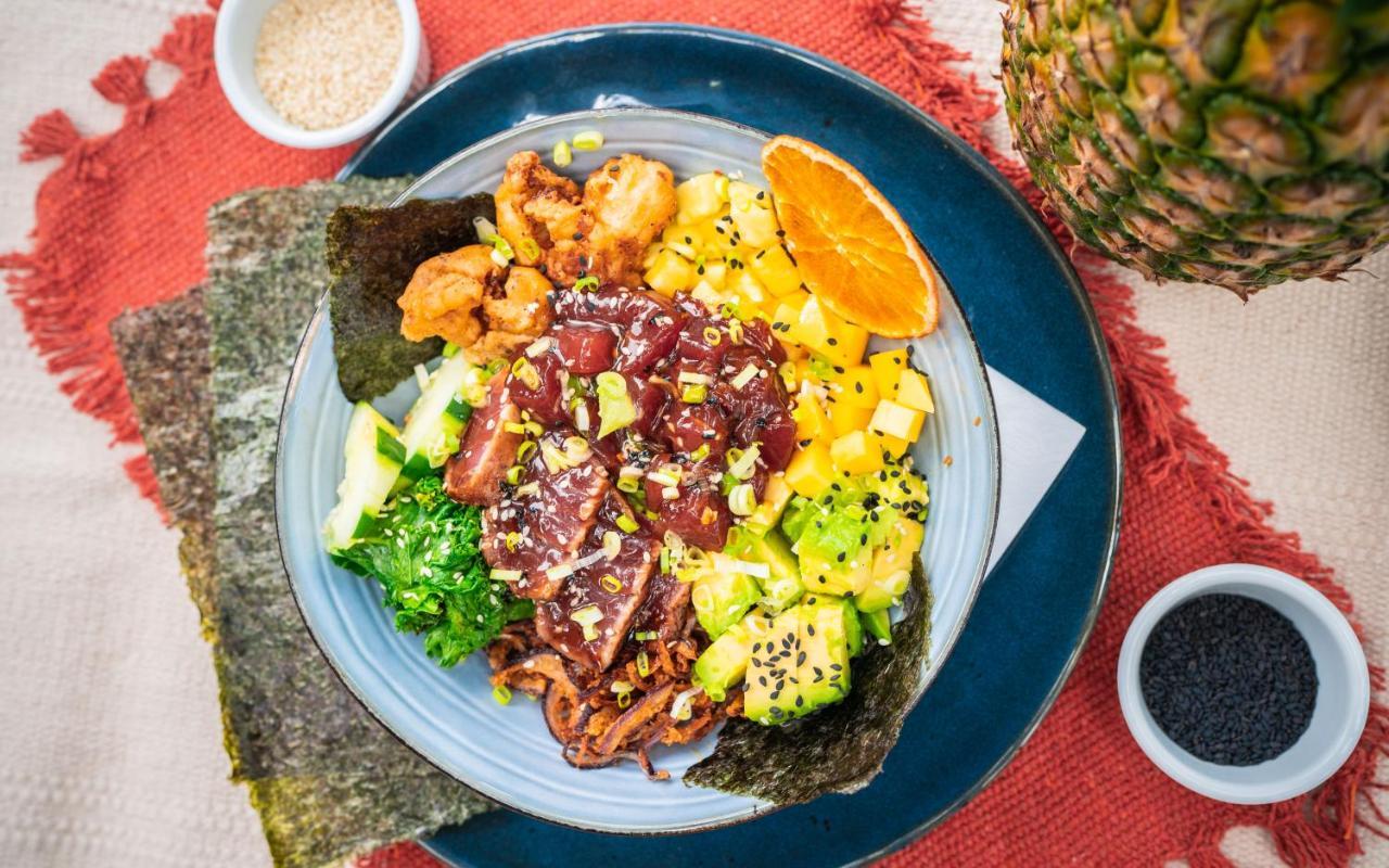 Surf Synergy All-Inclusive Surf Retreat Jacó Exteriör bild