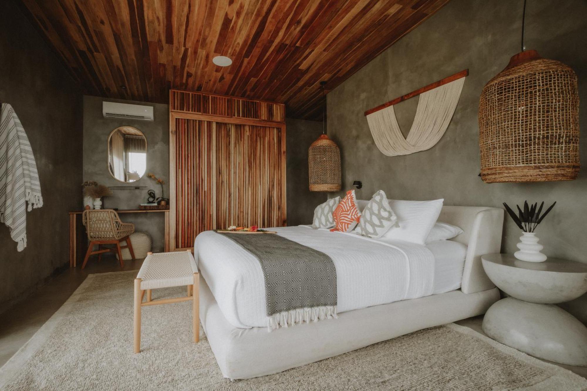 Surf Synergy All-Inclusive Surf Retreat Jacó Exteriör bild